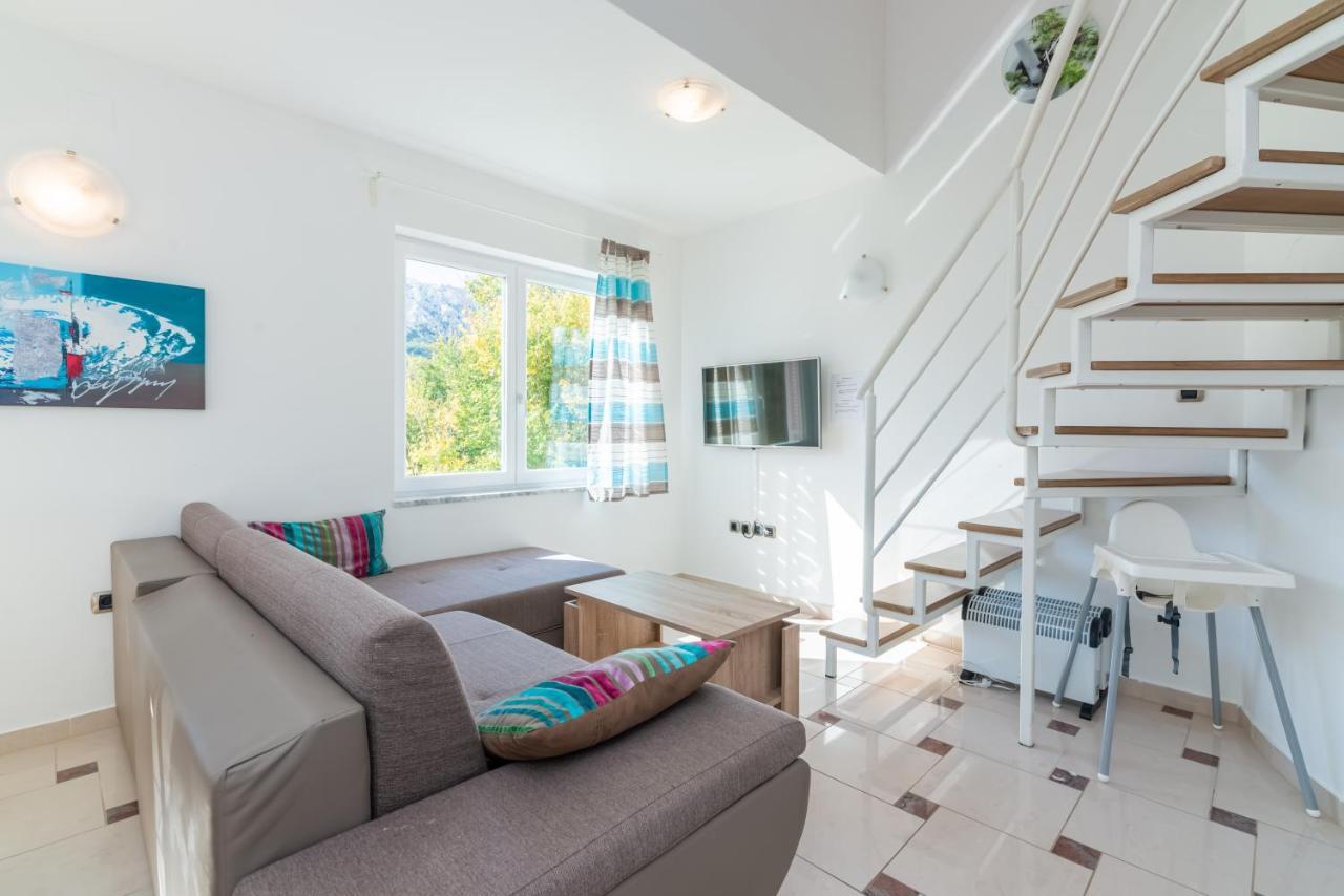 Beautiful Apartment Lovorka 6 , Baska, Krk Exterior photo